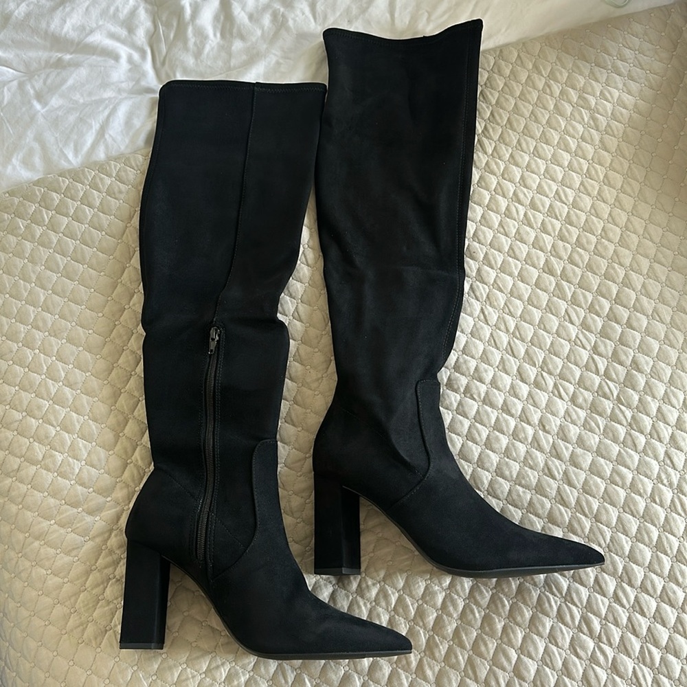 Black Heeled Boots